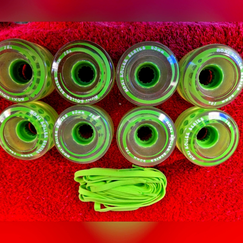 Moxi Skates Gummies